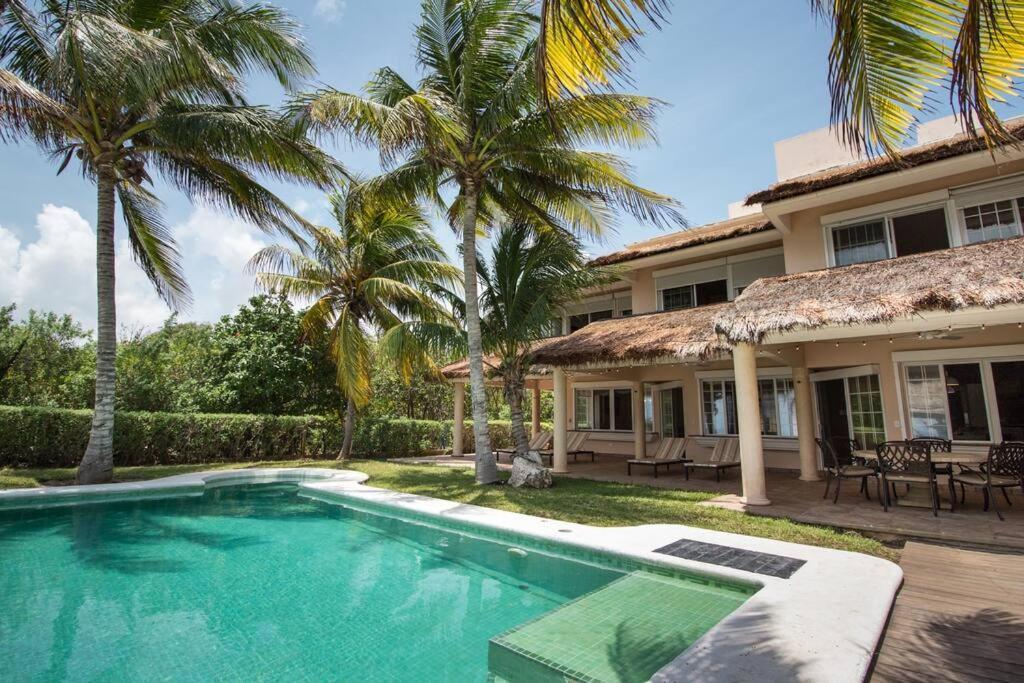 El Meco Beachfront & Private Pool Villa By Casa Paraiso Cancun Bagian luar foto